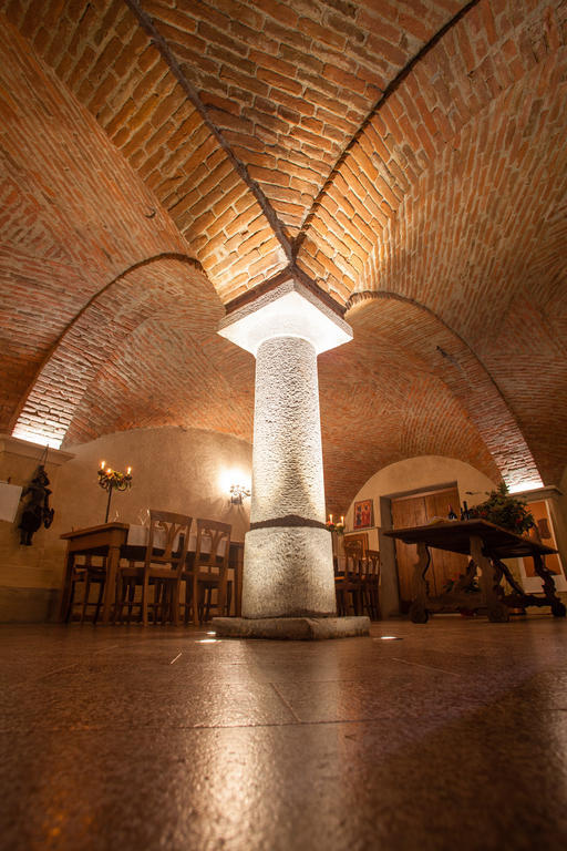 A' La Table Du Sommelier Chambres D Hotes & Restaurant Saint-Vincent Exteriér fotografie