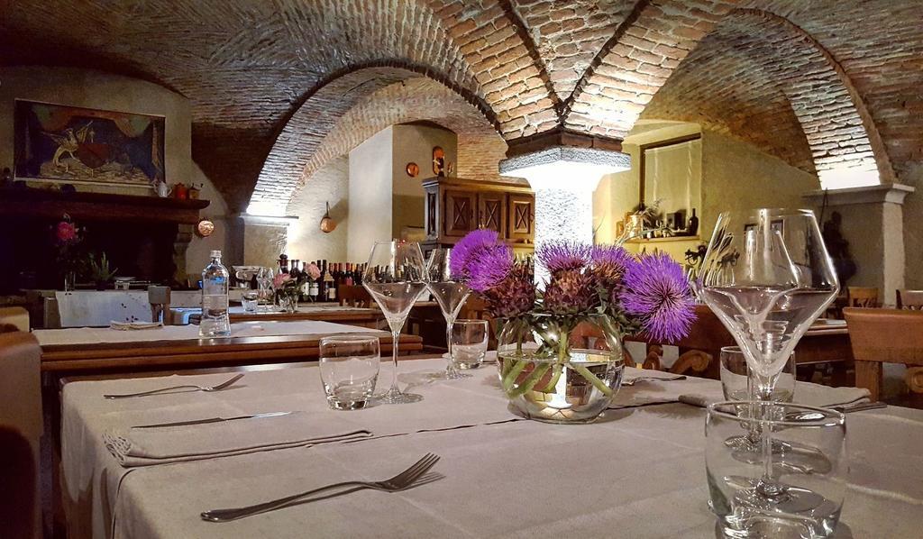 A' La Table Du Sommelier Chambres D Hotes & Restaurant Saint-Vincent Exteriér fotografie